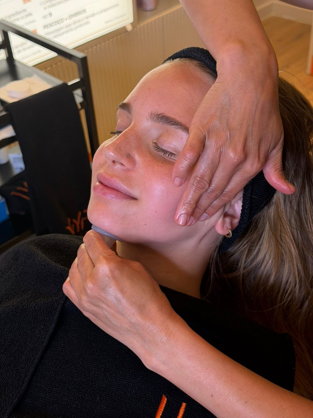 Gua sha facial massage at Work Your Face, in the Art.Z Wellness Club